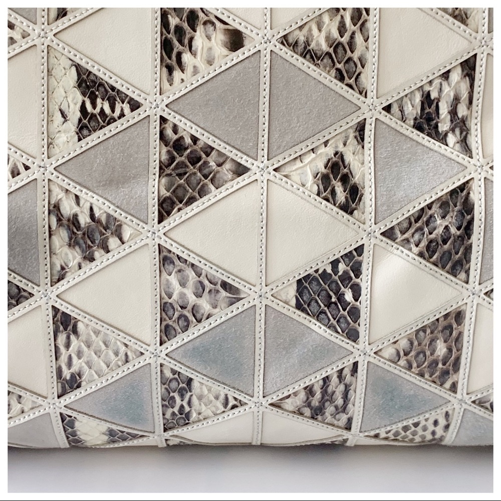 SALVATORE FERRAGAMO Sofia Handbag - Picture 8 of 15